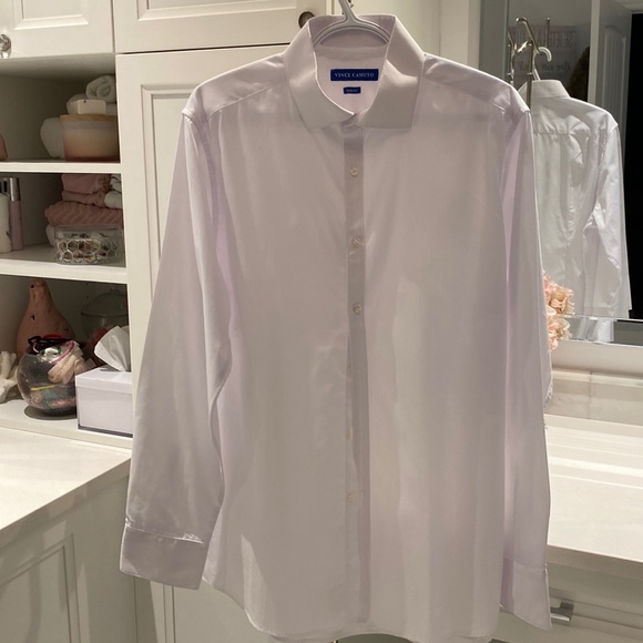 Classic Vince Camuto shirt - Picture 2 of 8